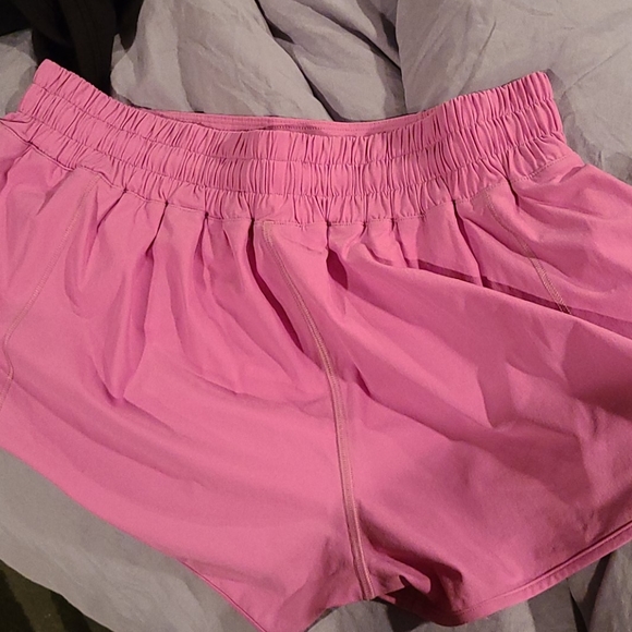 Magenta Glow Hotty Hot - Picture 3 of 3